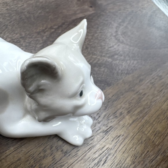 Llardo Cat Figurine Statute 5112 Attentive Playful Pouncing Kitten Retired Vtg - Picture 9 of 9